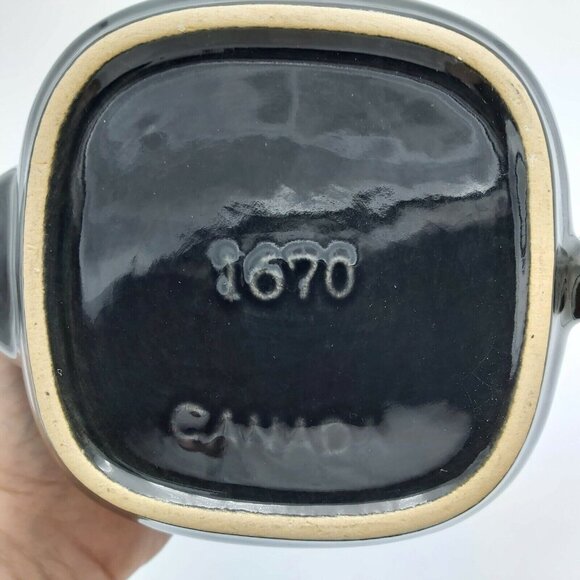 Beauce Quebec Canada Tea Pot Model Number 1670 Dark Brown Black Ceramic Square - Picture 5 of 8